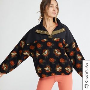 PAC Sun Butterfly pull over Sherpa size small